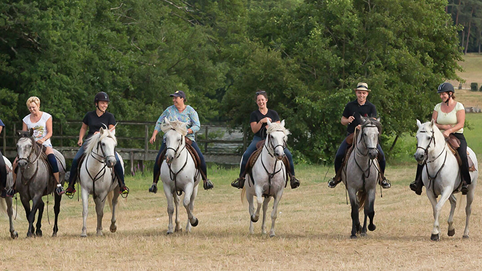 Centre équestre Camargue Equitation Loisirs en Nièvre